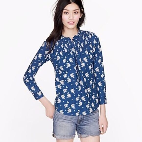 J Crew Indigo Blue Chambray Floral Popover Top - Picture 2 of 7